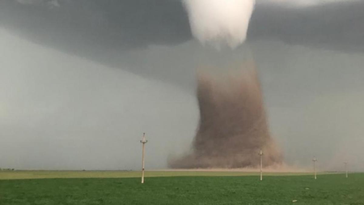Tornado near Drajna, Călărași County, 30 April 2019