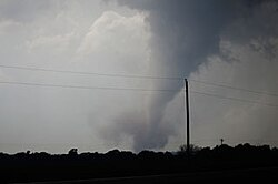 Washington–Goldsby tornado near I-35, 24 May 2011