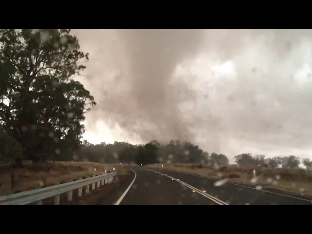 Mulwala–Yarrawonga tornado — video still
